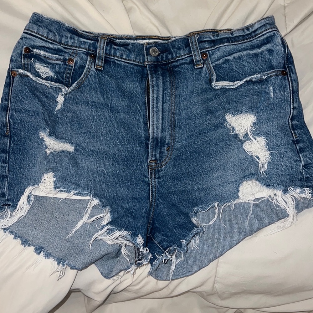 Abercrombie and Fitch curve love mom short
